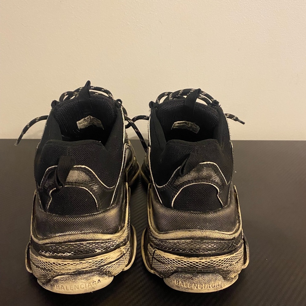 Balenciaga Triple S “ Faded Black “ - Picture 4 of 5